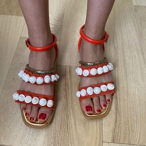 Tory Burch coral colored shell sandals size 6.5